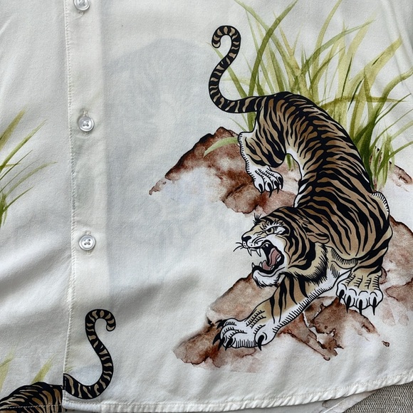 GUESS Men's Eco Tiger Camp Shirt - Picture 4 of 4